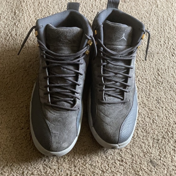 Athletic_Shoes